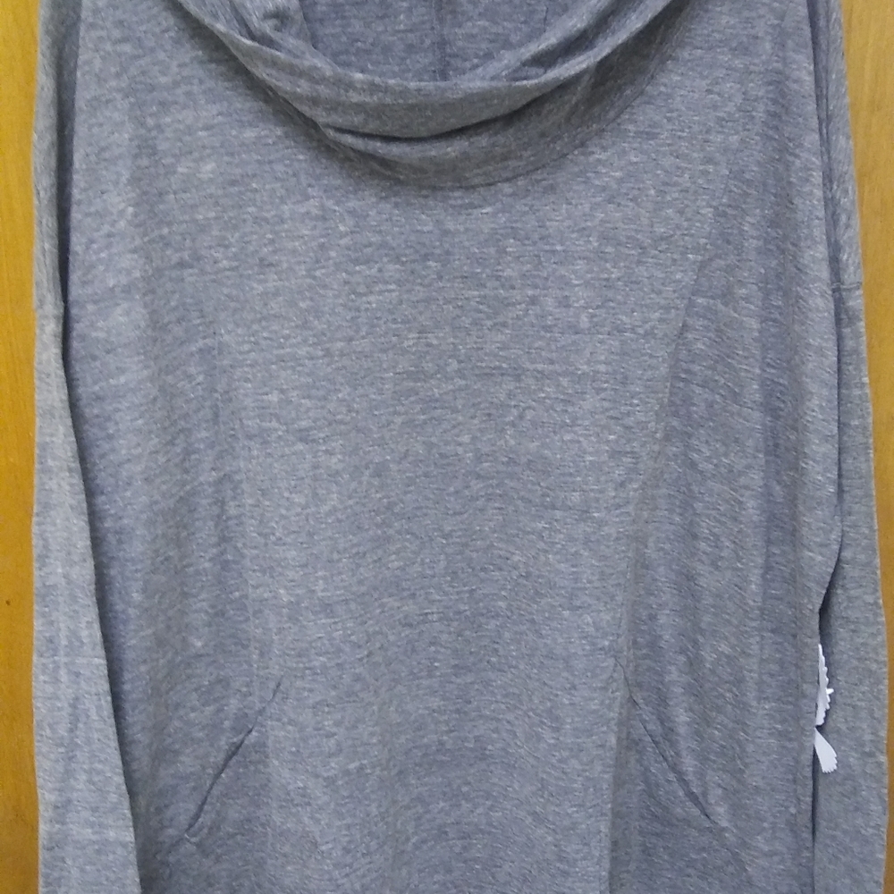 Cowl neck knitted pull over